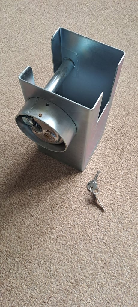 Trailer Coupling Safe Hitch Lock BOX Enclosed Padlock