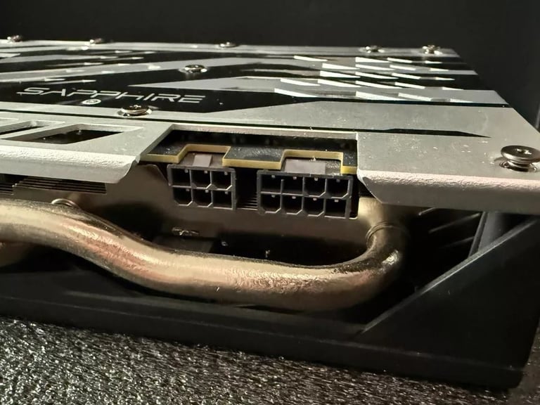 SAPPHIRE NITRO AMD Radeon (RX 570 4GB) Graphics Card.(Youtube)e