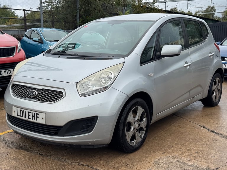 2011 Kia Venga 1.4 CRDi EcoDynamics 2 5dr HATCHBACK Diesel Manual - Image 2