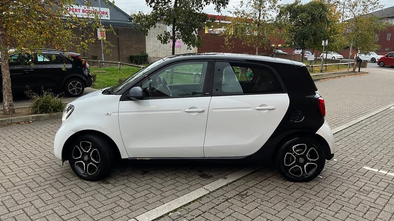 Smart, FORFOUR, Hatchback, 2017, Manual, 999 (cc), 5 doors