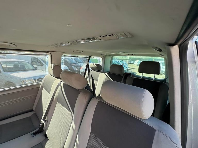 2013 Volkswagen Transporter Transporter T30 SE 102 TDI LWB Minibus DIESEL Manual