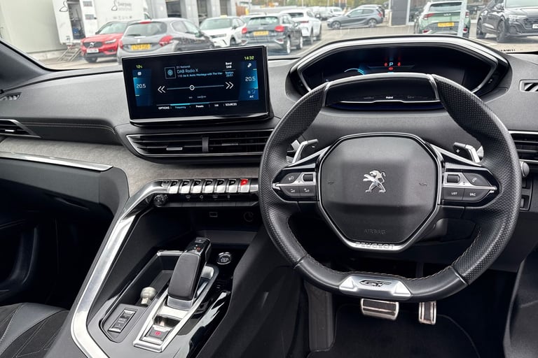 2022 Peugeot 3008 1.6 13.2kWh GT Premium e-EAT Euro 6 (s/s) 5dr SUV PETROL/ELECTRIC Automatic