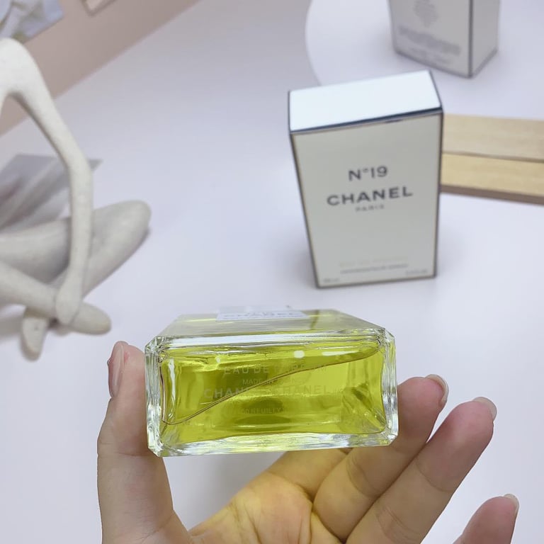 N°19 CHANEL PARIS EAU DE PARFUM 100ml women 