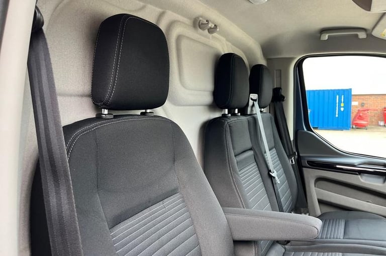 2022 Ford Transit Custom 2.0 EcoBlue 130ps Low Roof Limited Van Auto PANEL VAN DIESEL Automatic