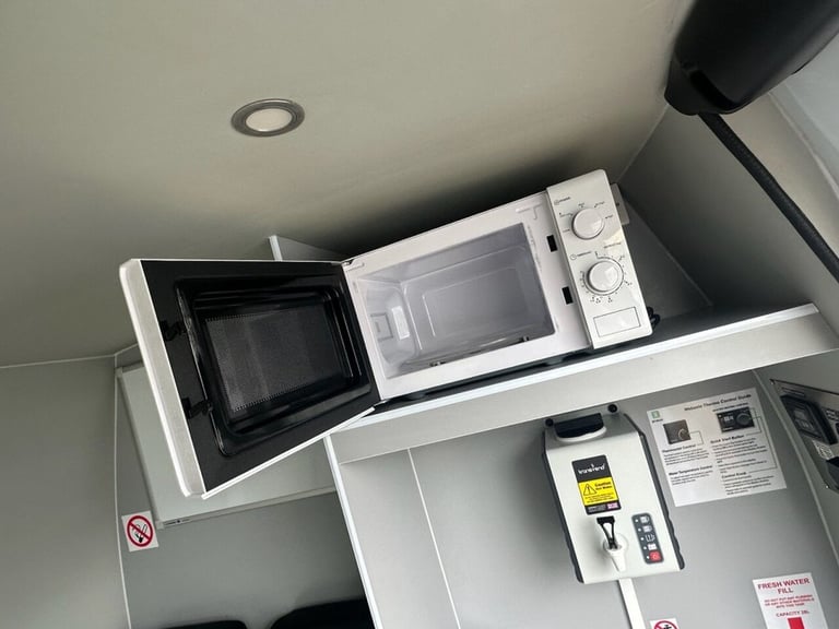 2023 Mercedes-Benz Sprinter 2.0 315 CDI Progressive Panel Van 5dr Diesel Manual LWB RWD L3 H2 Eur...