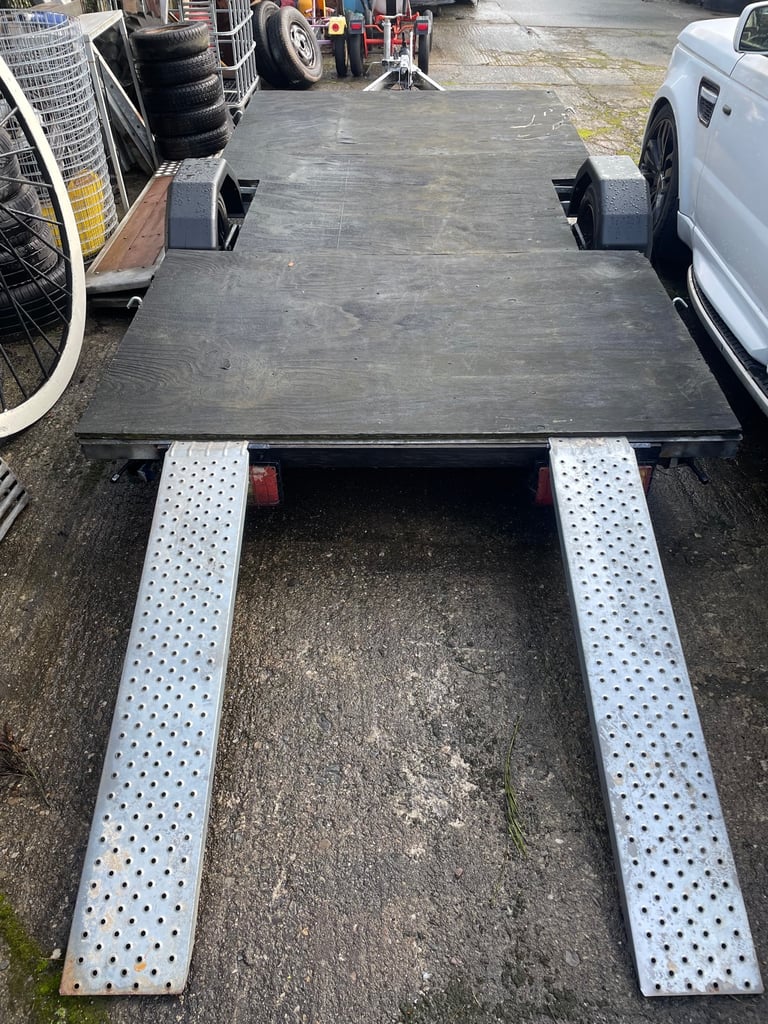 12x6 trailer with ramps 
