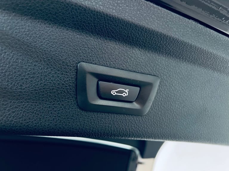 BMW 3 SERIES GRAN TURISMO 2.0 318D LUXURY GT 5 DOOR DIESEL MANUAL BLACK 320D