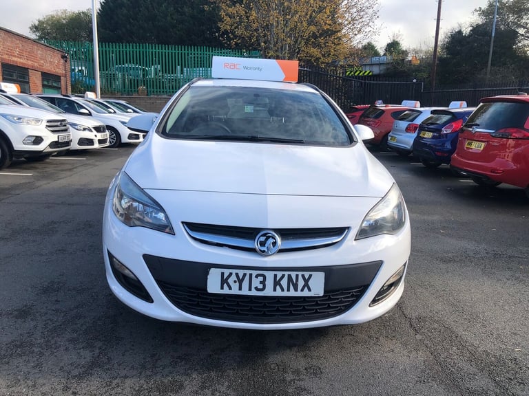 2013 Vauxhall Astra 1.7 CDTi ecoFLEX ES Sports Tourer 5dr Diesel Manual Euro 5 - Image 9