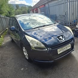 image for PEUGEOT 5008 1.6 VTi Active 2011