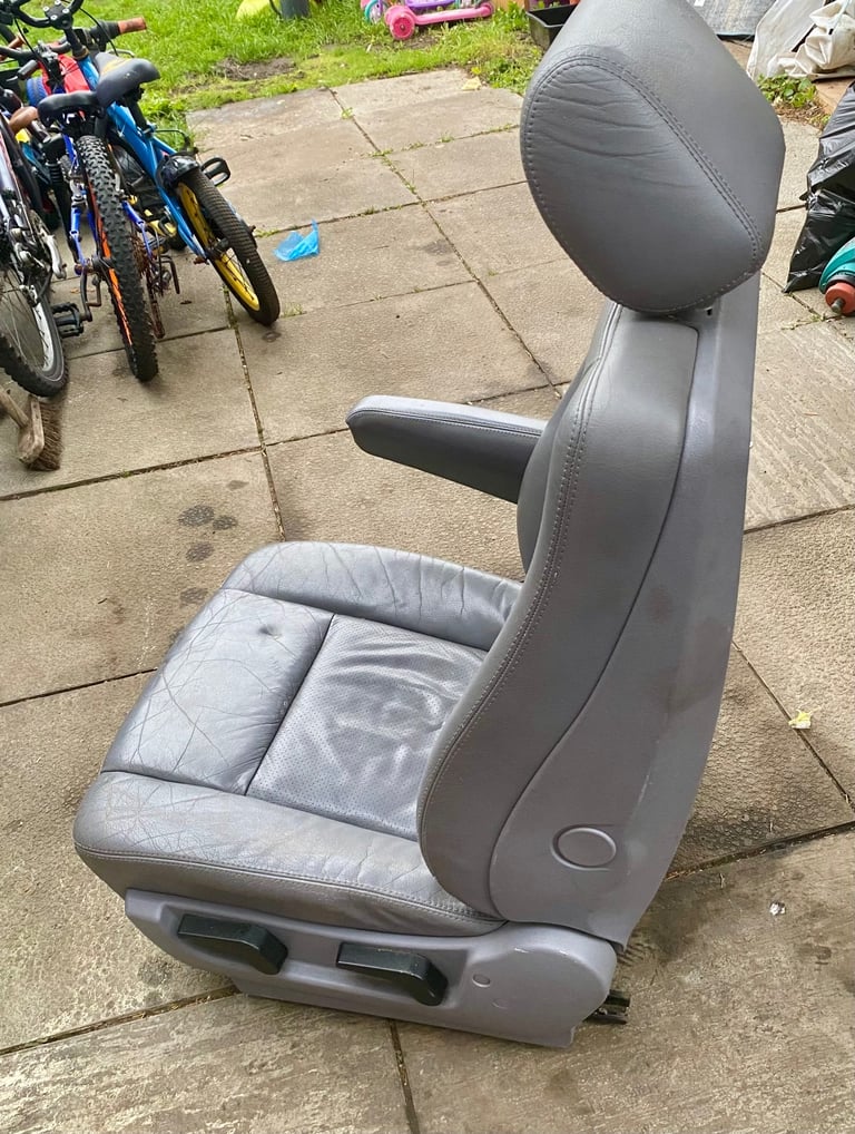  Mercedes leather car seat