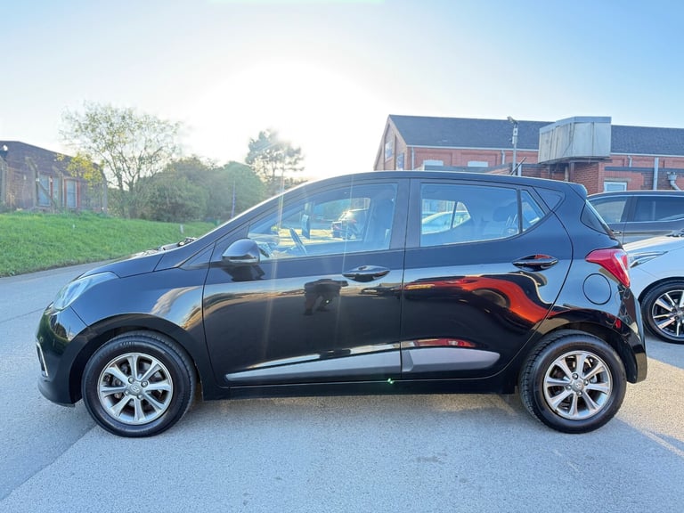 2016 Hyundai i10 1.2 Premium 5dr HATCHBACK Petrol Manual