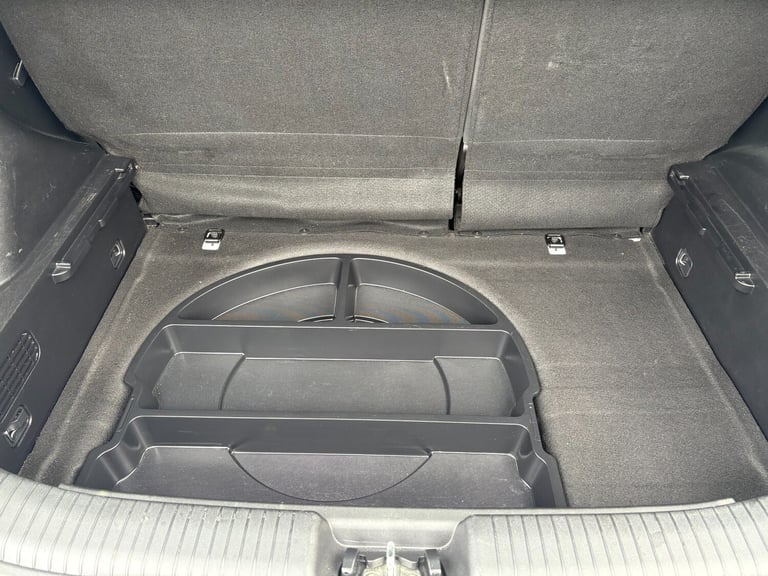 2013 Hyundai ix20 1.6 Active Hatchback 5dr Petrol Auto Euro 5 (123 bhp) Petrol