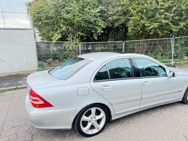 image for AUTOMATIC- MERCEDES BENZ C-CLASS 2.1 CDI SALOON*MOT-18/02/2026*like ford focus vauxhall astra