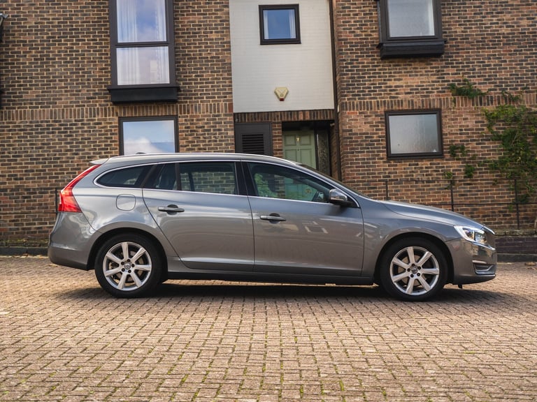 2016 Volvo V60 D3 (150) SE Lux Nav 5dr Diesel