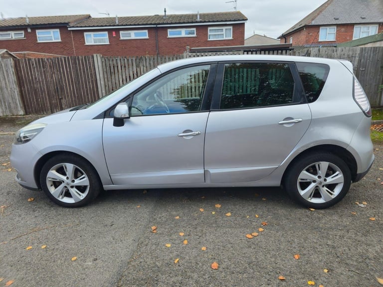 2012 Renault Scenic 1.5 dCi Dynamique TomTom Energy 5dr [Start Stop] MPV DIESEL Manual
