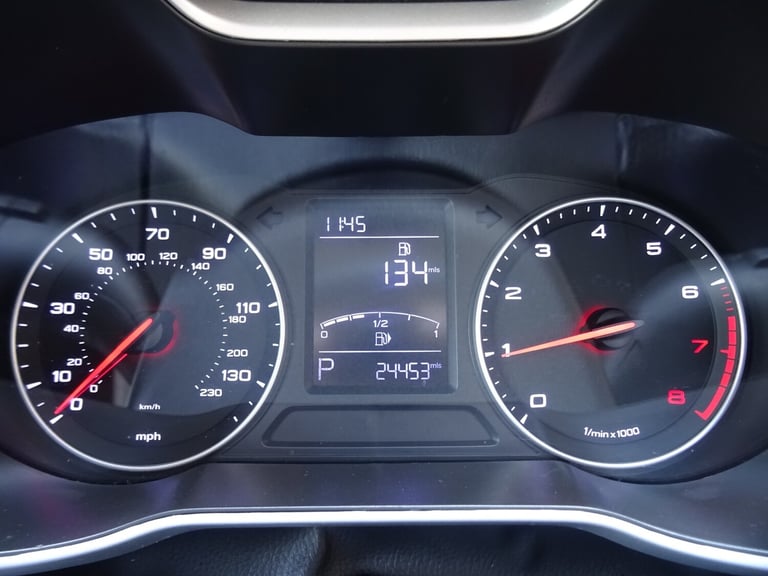 2020 MG MG ZS 1.0T GDi Excite 5dr DCT Automatic **LOW MILEAGE*ONLY 24000 MILES FROM NEW** HATCHBA...