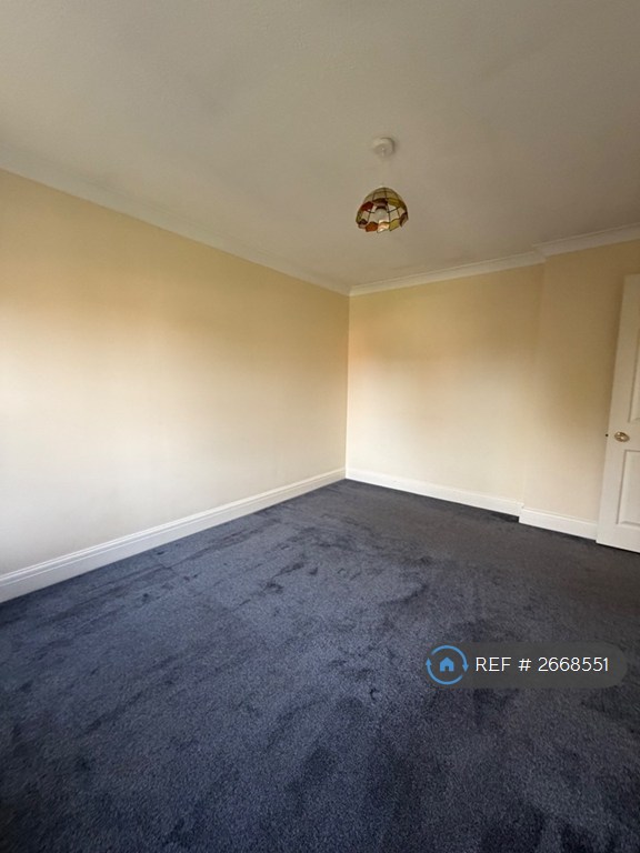 5 bedroom house in Queens Acre, Windsor, SL4 (5 bed) (#2668551)