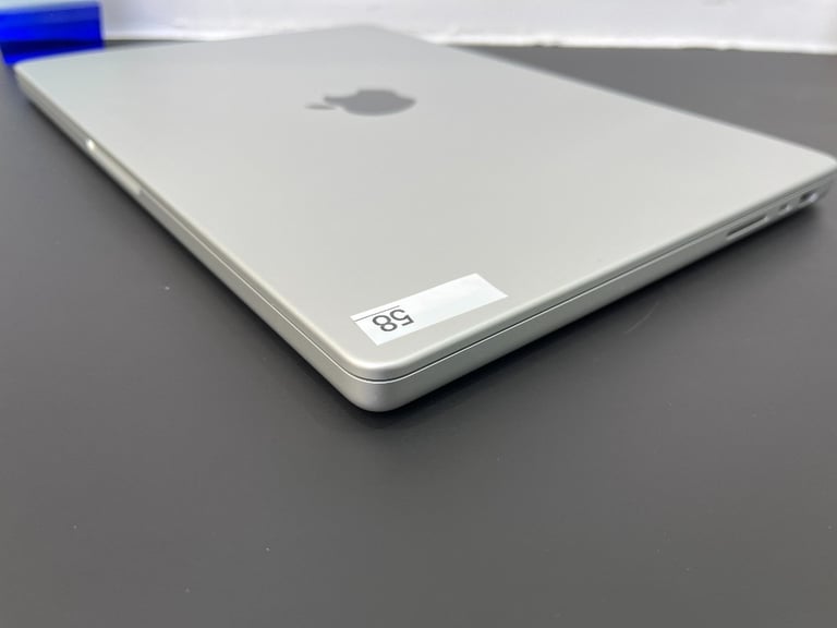 Apple MacBook Pro M4 14'' 16GB Ram 500GB SSD Adobe 2024 Logic Pro 11