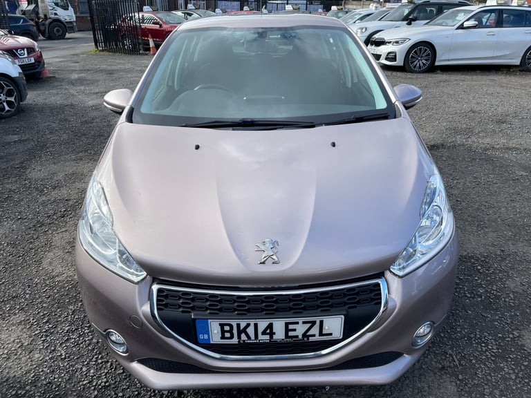2014 Peugeot 208 ACTIVE 5-Door Petrol