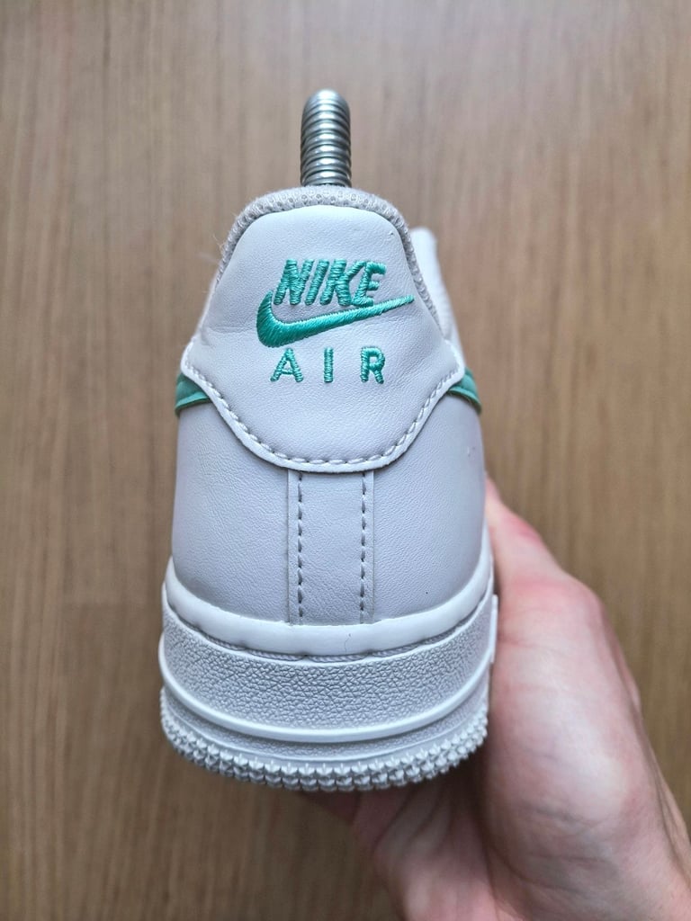 Nike air force 1 white emerald rise UK4.5