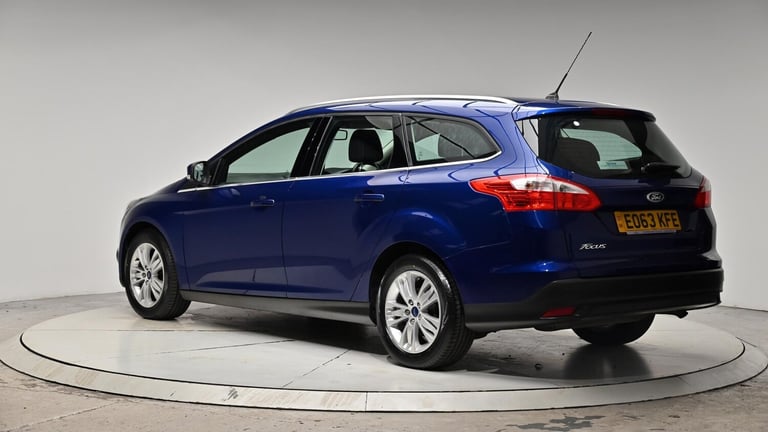 2013 Ford Focus 1.6 Titanium Navigator Powershift Euro 5 5dr ESTATE Petrol Automatic