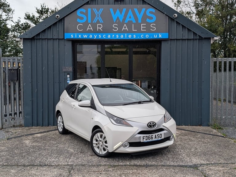 image for 2016 Toyota AYGO 1.0 VVT-i X-Pure 5dr HATCHBACK Petrol Manual
