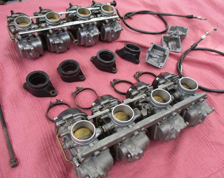 Suzuki GSX-R Slingshot carburettors GSXR carbs