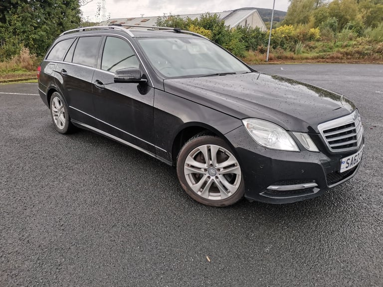 image for 2013 MERCEDES BENZ E CLASS E300 BLUETEC HYBRID AUTO ELECTRIC/DIESEL 200BHP 7G-TRONIC 1 YEAR M,O,T