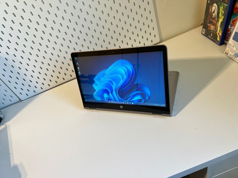 Windows 11 HP Pavilion  360 degree Touch screen , i5, 7th gen , 8 GB , 240 SSD 