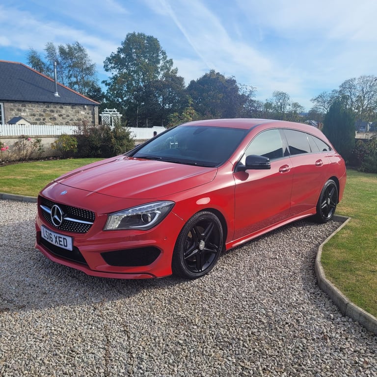 Mercedes CLA220D AMG Sport shooting brake