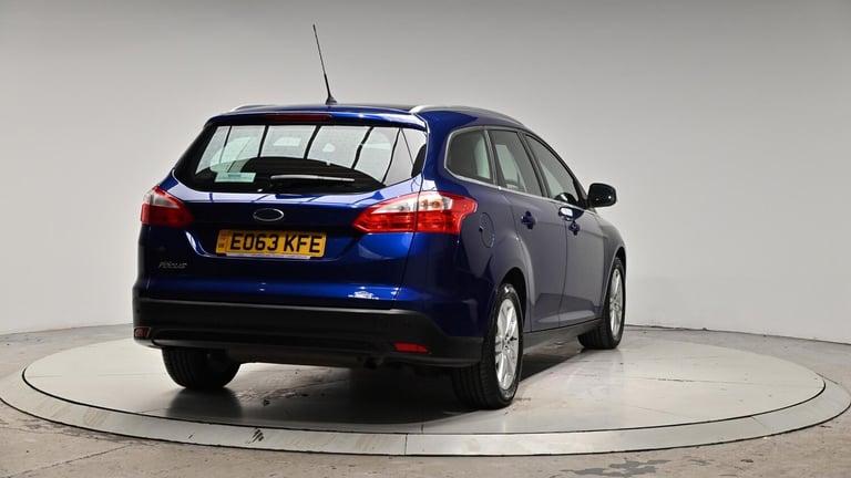 2013 Ford Focus 1.6 Titanium Navigator Powershift Euro 5 5dr ESTATE Petrol Automatic