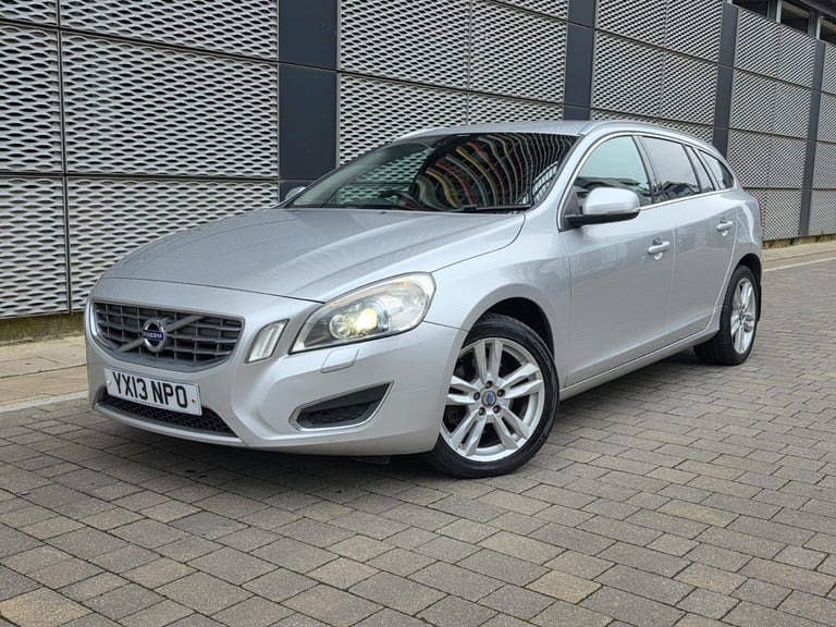 Volvo, V60, Estate, 2013, Manual, 1560 (cc), 5 doors
