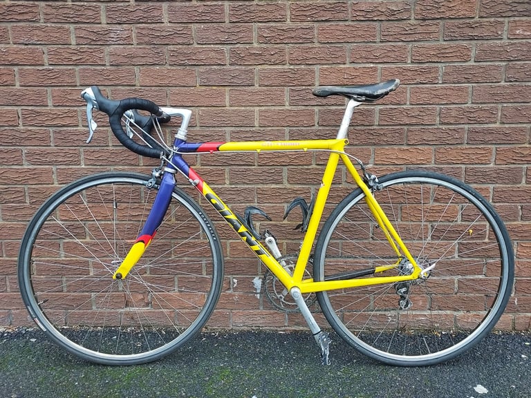 GIANT CFR ROAD BIKE - RBK 3739