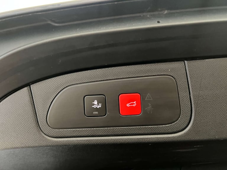 2021 DS Automobiles DS 7 Crossback 1.6 DS7 Crossback Opera PHEV 4x4 Auto 4WD 5dr SUV Hybrid Autom...