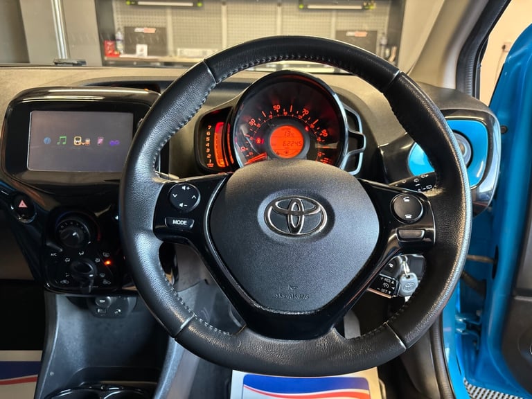 2016 Toyota AYGO 1.0 VVT-i X-Cite 2 5dr HATCHBACK Petrol Manual