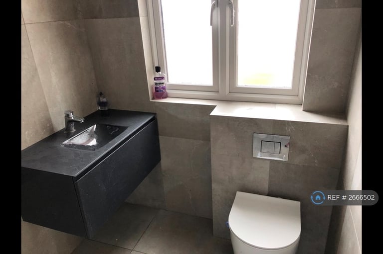 1 bedroom flat in Audley Road, London, NW4 (1 bed) (#2666502)