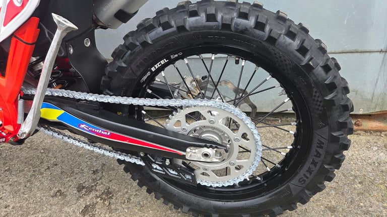 BETA RR 250 2024 VERY LOW HOURS