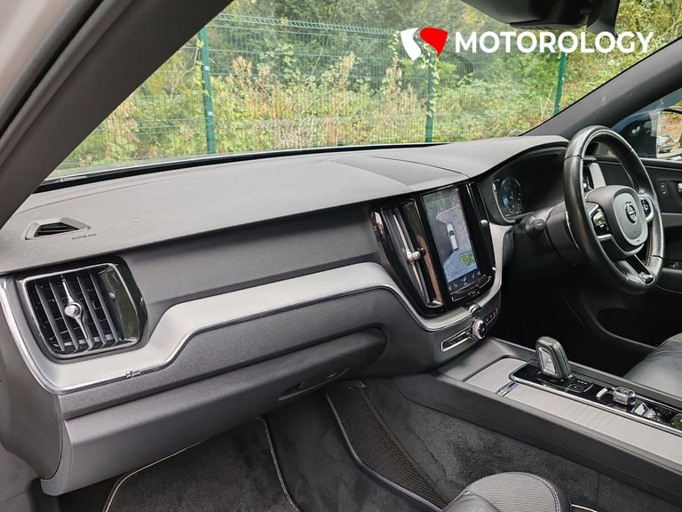 2020 Volvo XC60 2.0 B4 MHEV R-Design SUV 5dr Diesel Hybrid Auto AWD Euro 6 (s/s) (197 ps) SUV Hyb...