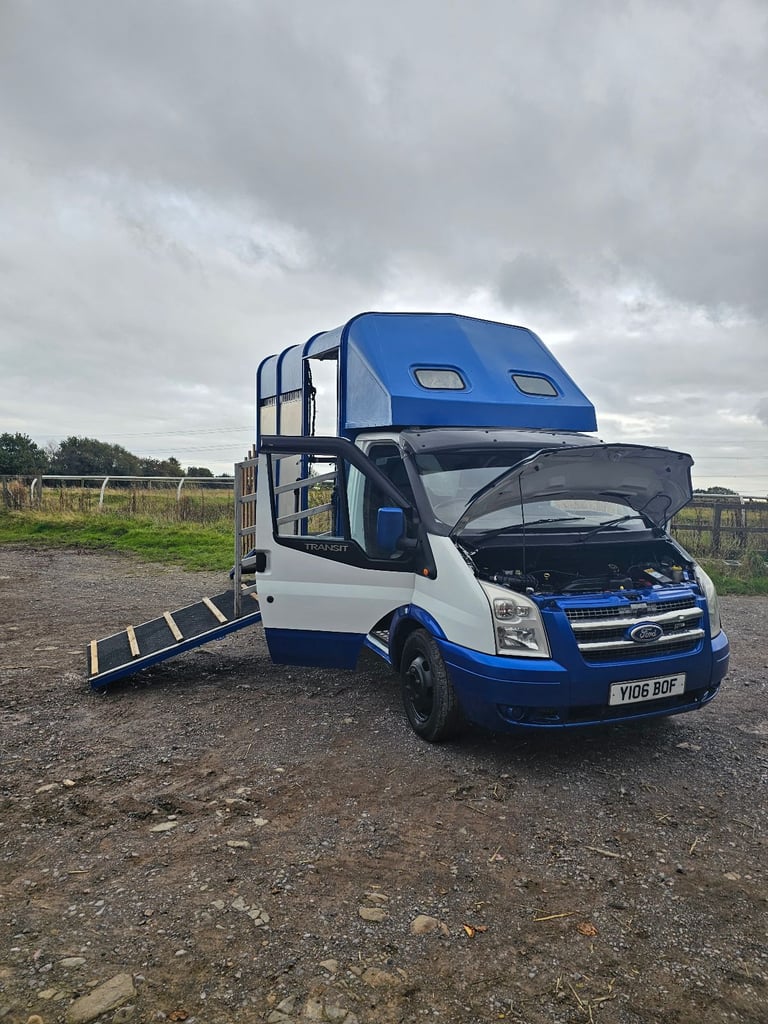 3.5t horsebox