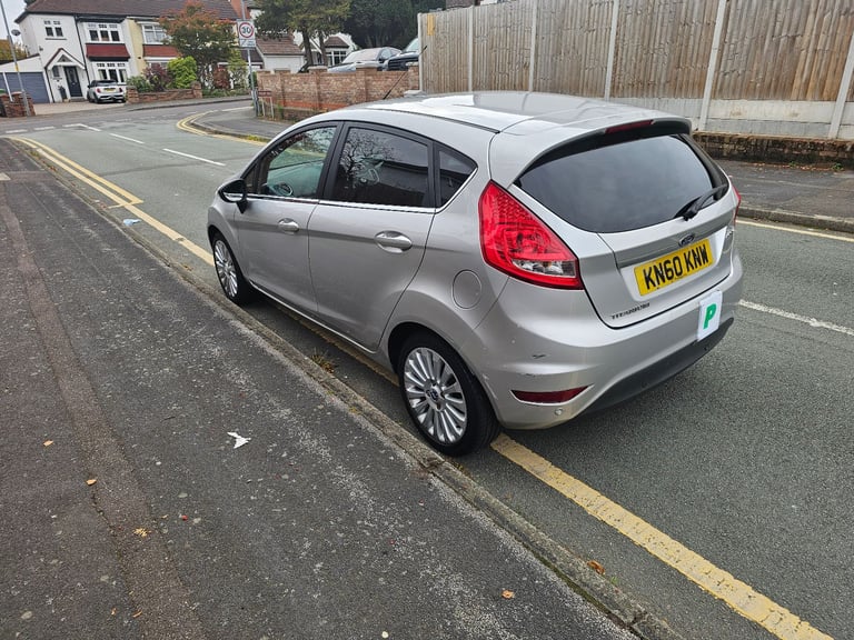 **AUTOMATIC** FORD FIESTA TITANIUM 1.4 AUTOMATIC **ULEZ FREE**