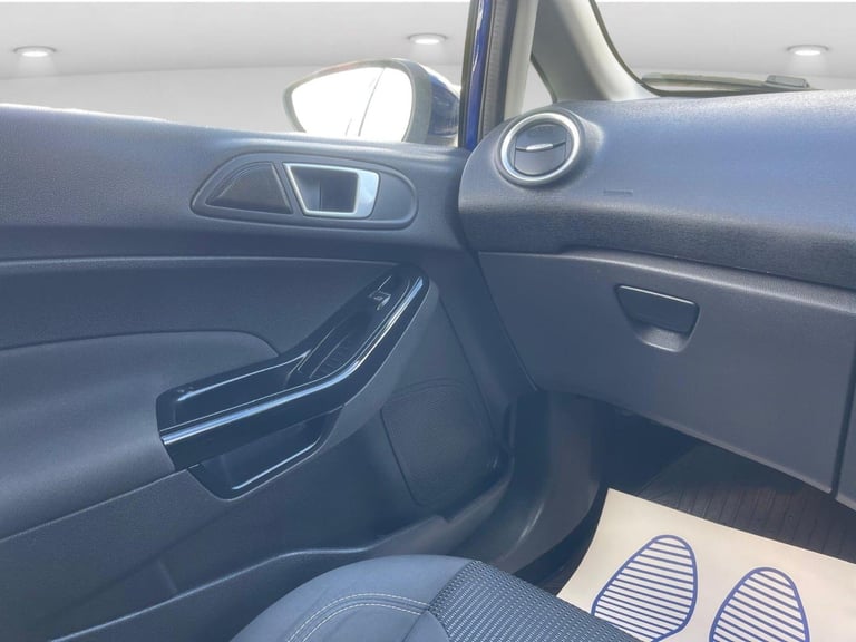 2016 Ford Fiesta 1.0T EcoBoost Titanium Euro 6 (s/s) 5dr Petrol