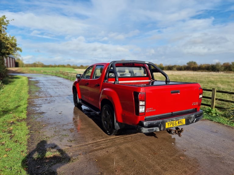 2016 Isuzu D-Max Red LWB 5 Seat Double Cab  Drives Perfect  12mth MOT  Clean
