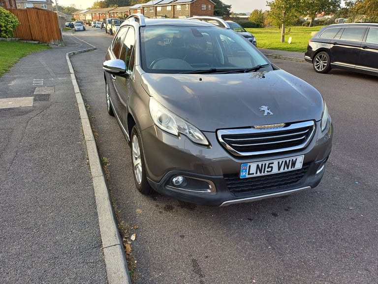 Peugeot, 2008, Hatchback, 2015, Manual, 1199 (cc), 5 doors