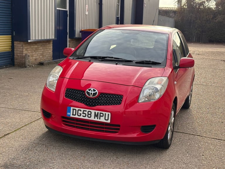 2008 Toyota Yaris 1.0 VVT-i TR 3dr HATCHBACK Petrol Manual