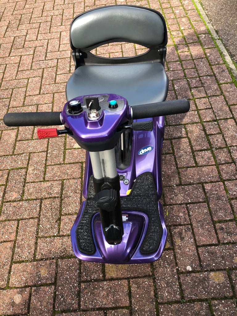 image for Drive automatic folding 3 wheel scooter£175 Ono 