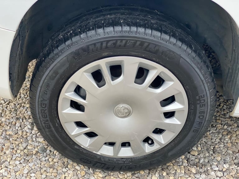 2020 Vauxhall Combo 1.6 Turbo D 2300 Sportive L1 H1 Euro 6 (s/s) 4dr PANEL VAN Diesel Manual