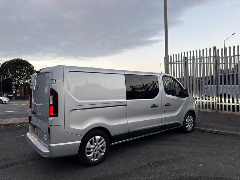 2021 Renault Trafic LL30 ENERGY dCi 170 Sport Nav Van EDC WINDOW VAN Diesel Automatic