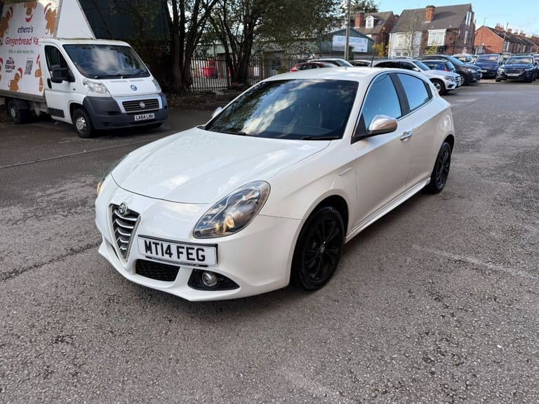 2014 Alfa Romeo Giulietta 2.0 JTDM-2 Exclusive 5dr HATCHBACK DIESEL Manual