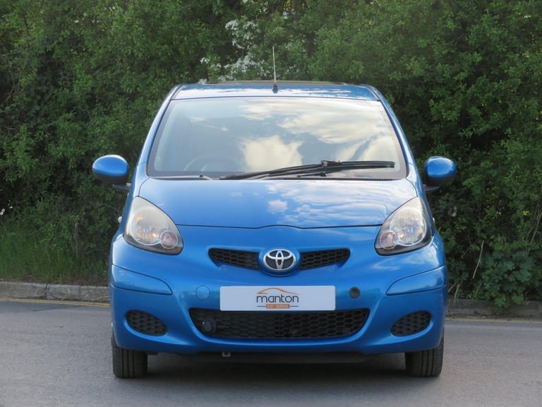 TOYOTA AYGO 1.0 VVT-i Blue MultiMode Euro 5 5dr 2010