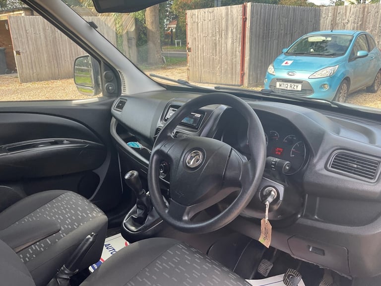 2016 Vauxhall Combo 2000 1.3 CDTI 16V H1 Sportive Van PANEL VAN Diesel Manual